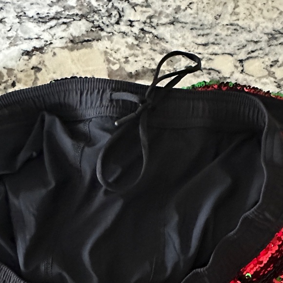 Chubbies Dual Tone Sequin Red and Green Christmas Shorts - Picture 6 of 8